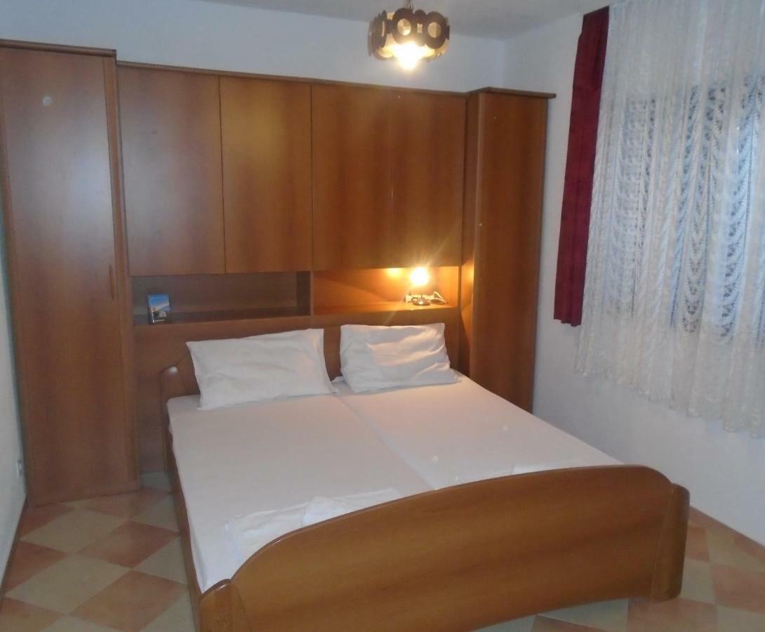 Apartments Sveti Anton Orebić Eksteriør bilde
